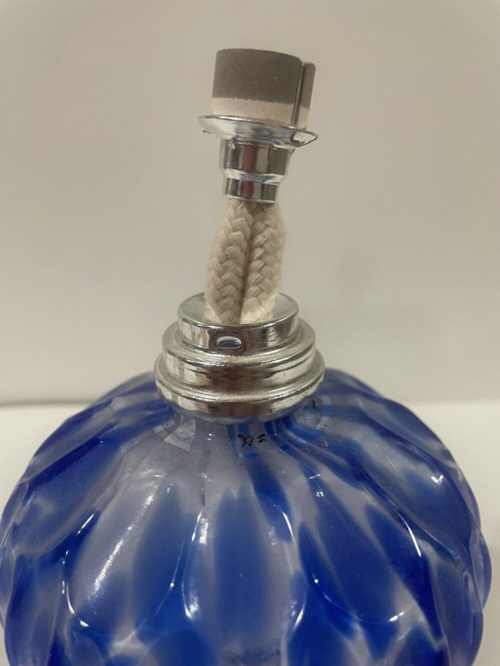 Art Glass Fragrance Diffuser Swirl Blue Decorative - Picture 8 of 16